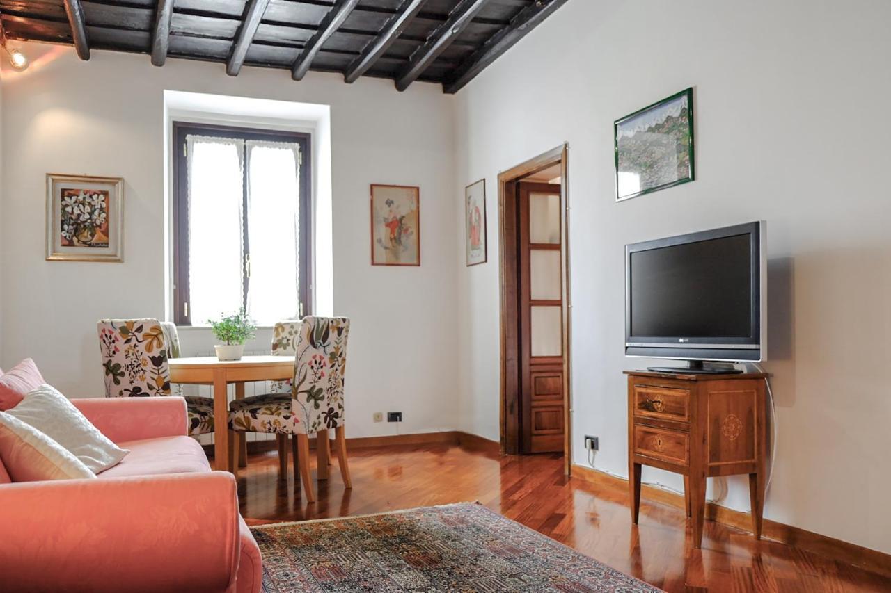 Hostme Colosseum Apartment Roma Exterior foto