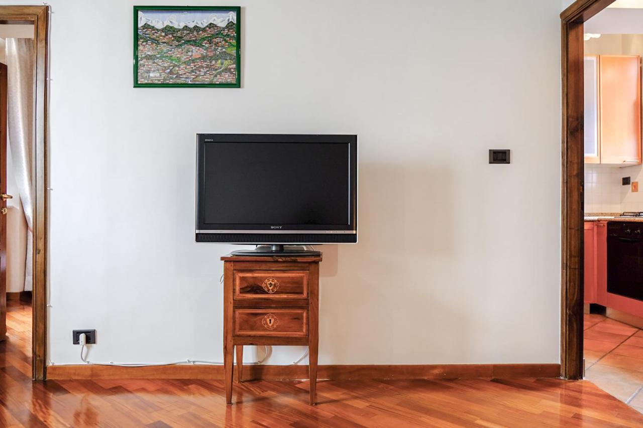 Hostme Colosseum Apartment Roma Exterior foto